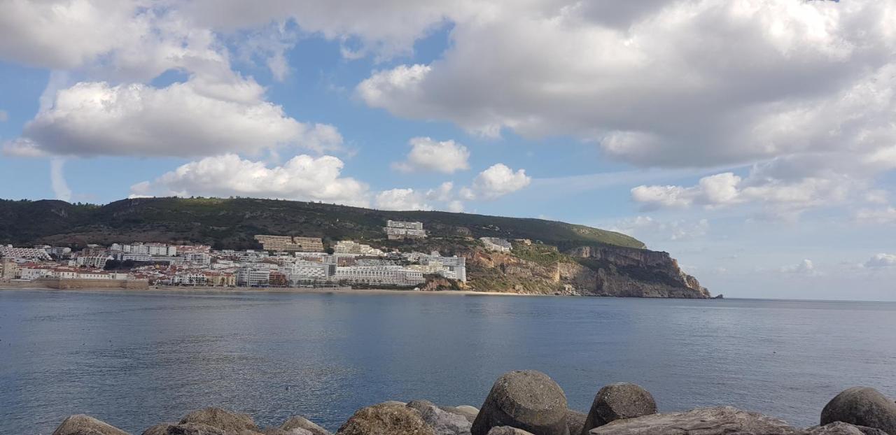 Sesimbra Sun&Sea - Beachfront Apartment! Exterior foto