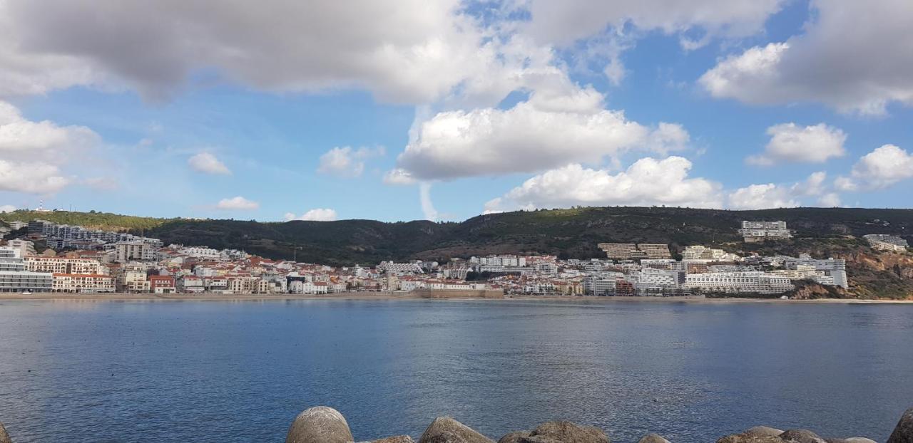Sesimbra Sun&Sea - Beachfront Apartment! Exterior foto